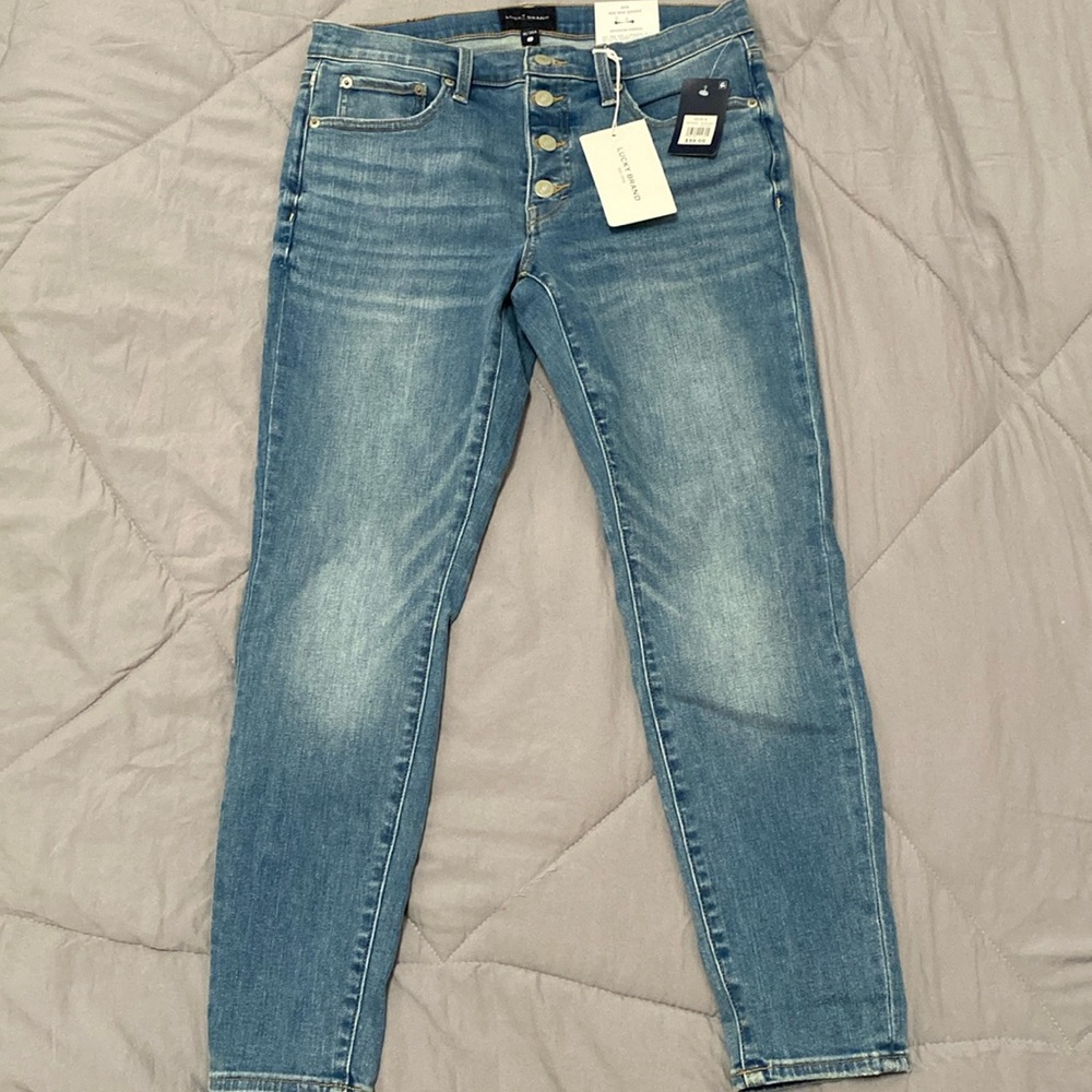 Brand new lucky brand jeans